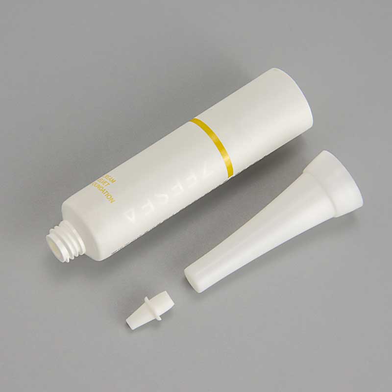Plastic Tube With Long Nozzle